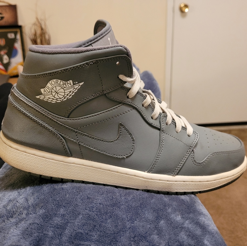 Air Jordan Retro 1